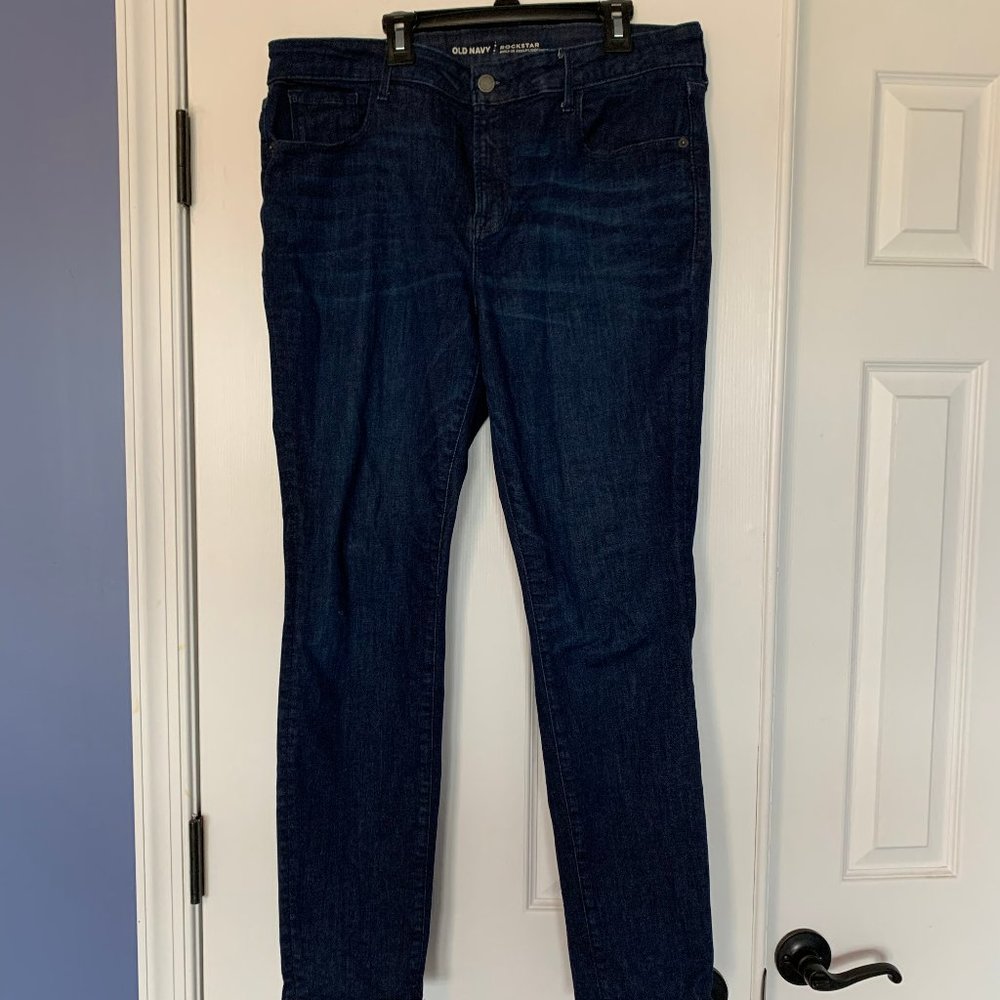 Old Navy Rockstar Built-in Sculpt Skinny Jeans